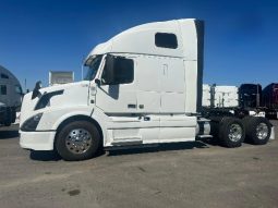 Used 2016 Volvo VNL64T670 Sleeper in Alamo Texas