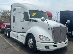 Used 2018 Kenworth T680 Sleeper in Alamo Texas