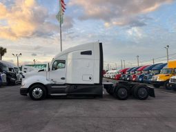 Used 2019 Kenworth T600 Sleeper in Miami Florida