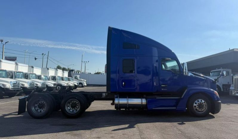 
								Used 2023 Kenworth T600 Sleeper in Miami Florida full									