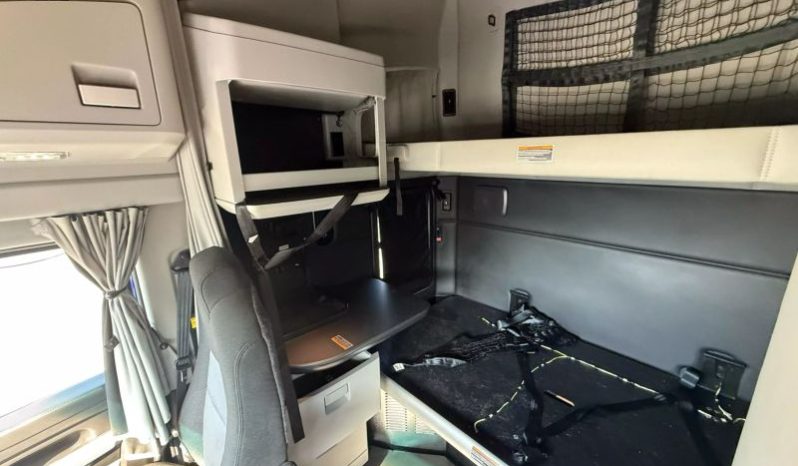 
								Used 2023 Kenworth T600 Sleeper in Miami Florida full									