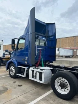 Used 2021 Volvo VNR64T300 Day Cab in Winter Park Florida