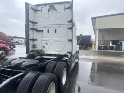 Used 2018 Freightliner Cascadia 126 Sleeper in Lakeland Florida