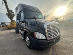 Used 2016 Freightliner CASCADIA 125 EVOLUTION Sleeper in Alamo Texas