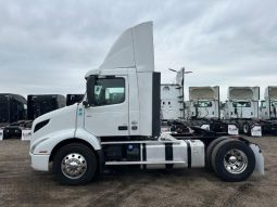 Used 2019 Volvo VNR42T300 Day Cab in Alamo Texas