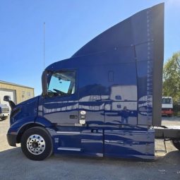 Used 2020 Volvo VNR64T640 Sleeper in Cambridge Ohio