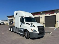 Used 2020 Freightliner Cascadia 126 Sleeper in Lakeland Florida