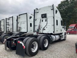 Used 2017 Freightliner CASCADIA 125 EVOLUTION Sleeper in Alamo Texas