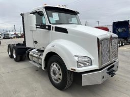 Used 2017 Kenworth T880 Day Cab in San Antonio Texas