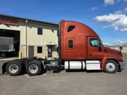 Used 2017 Freightliner Cascadia 125 Sleeper in Lakeland Florida