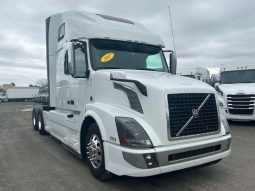 Used 2017 Volvo VNL64T670 Sleeper in Alamo Texas