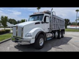 New 2025 Kenworth T880 Dump Truck in Fort Lauderdale Florida