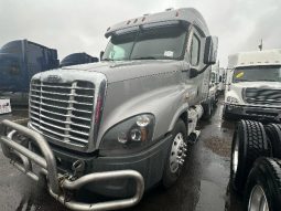 Used 2018 Freightliner Cascadia 125 Sleeper in Alamo Texas